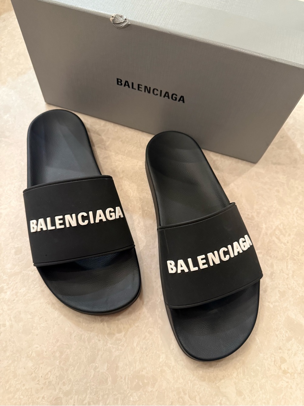 Authentic Balenciaga Men’s Black Logo Slide Sandals - Size US 10 / EU 43 - Picture 2 of 4